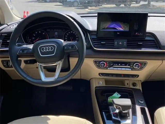 Audi Q5 * PREMIUM* CARFAX * БЕЗ ПЪРВОНАЧАЛНА ВНОСКА - изображение 5
