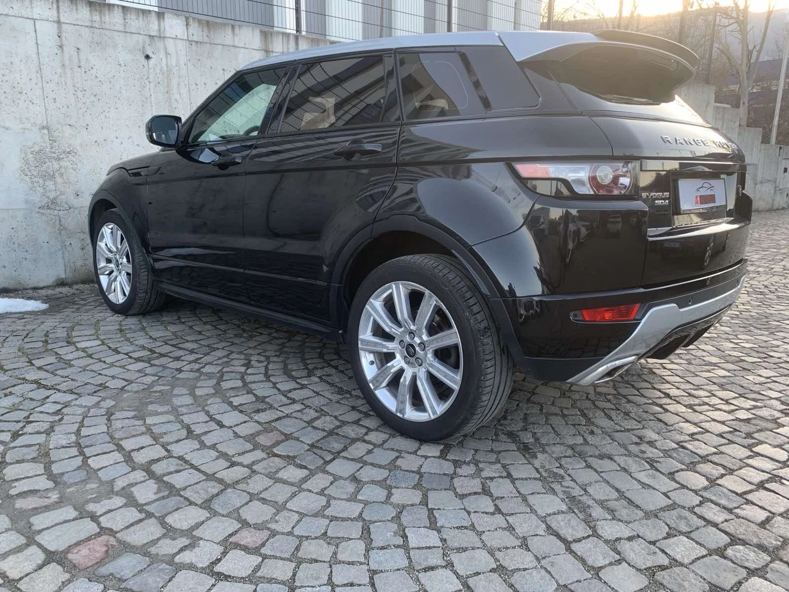 Land Rover Range Rover Evoque SD4/Meridian/4x4/LED/AUTO/NAVI/KAMERA/Excellent!  - изображение 7