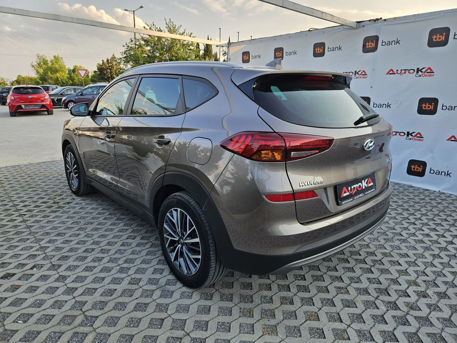 Hyundai Tucson 1.6CRDI-136КС= АВТОМАТ= ГАРАНЦИЯ= КАМЕРА= KEYLESS - изображение 5