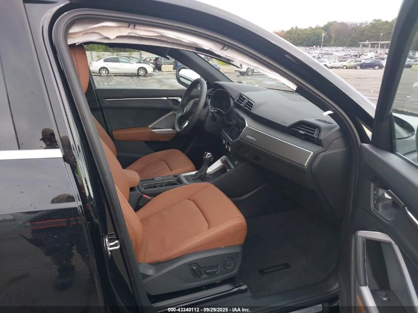 Audi Q3 2.0L I-4 DI, DOHC, VVT, TURBO, 228HP All Wheel | Mobile.bg   11