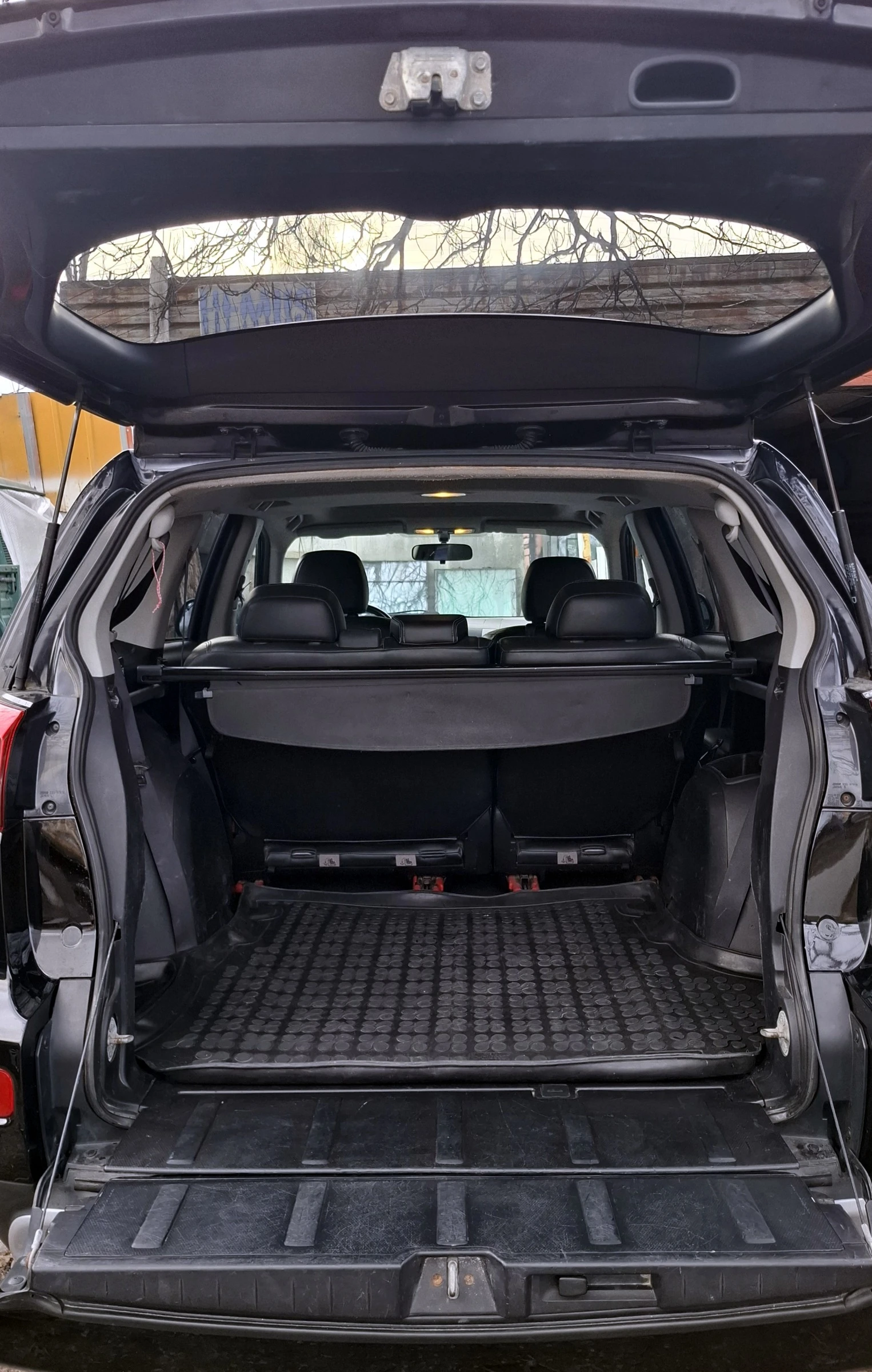 Peugeot 4007 2.2 HDI, снимка 12 - Автомобили и джипове - 53489404