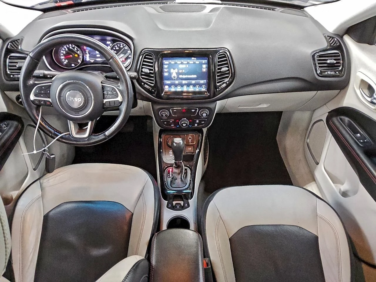 Jeep Compass  - изображение 8