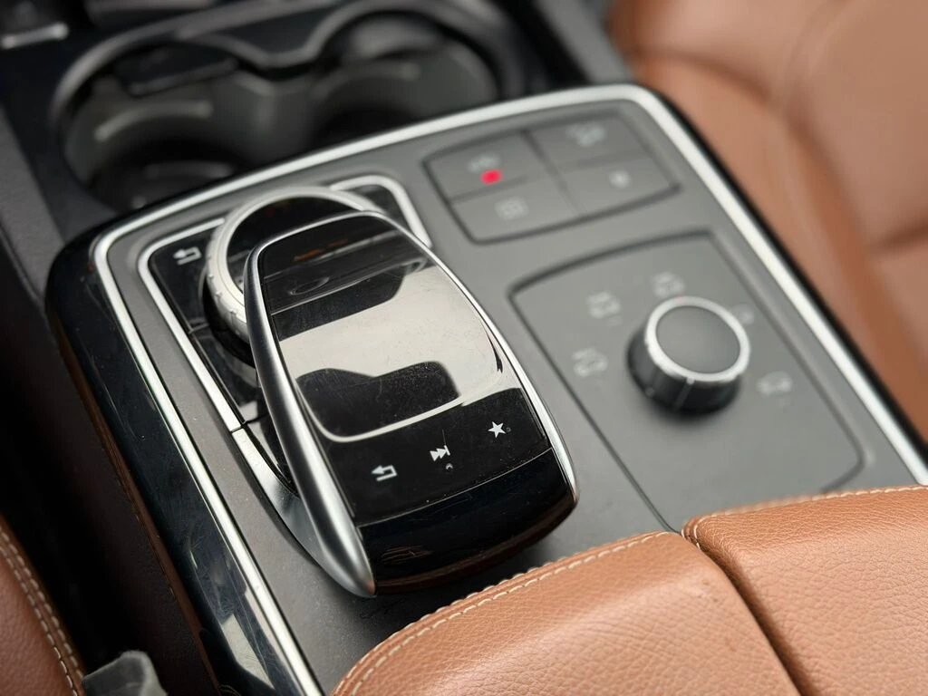 Mercedes-Benz GLE 400 AMG SPORTS PKG | NAVI | 360 CAM | ROOF | , снимка 11 - Автомобили и джипове - 53779922