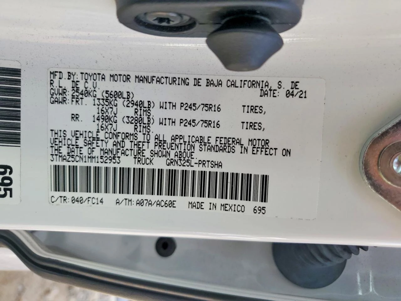 Toyota Tacoma 3.5l Sr5 V6, снимка 12 - Автомобили и джипове - 54384576