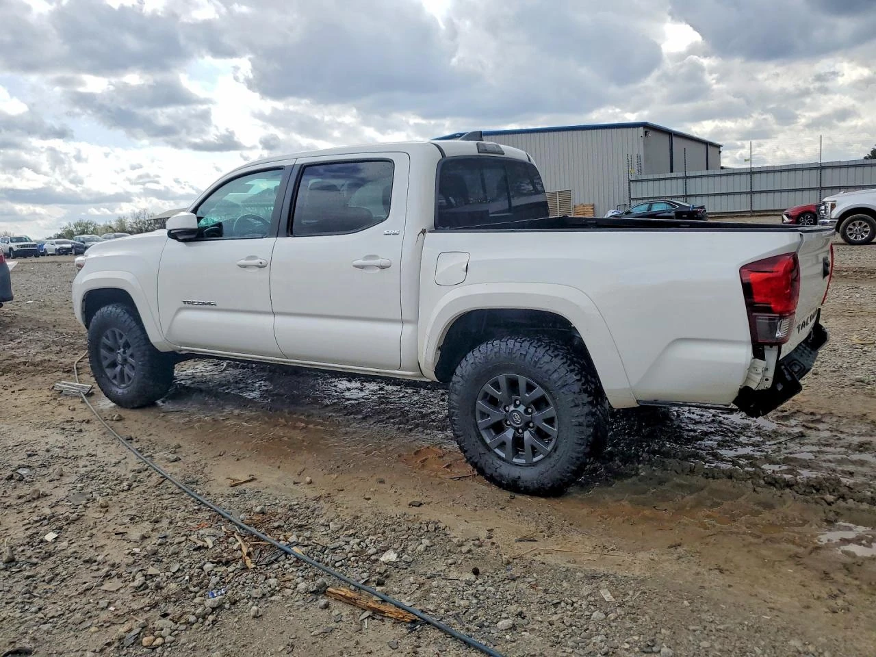 Toyota Tacoma 3.5l Sr5 V6, снимка 2 - Автомобили и джипове - 54384576