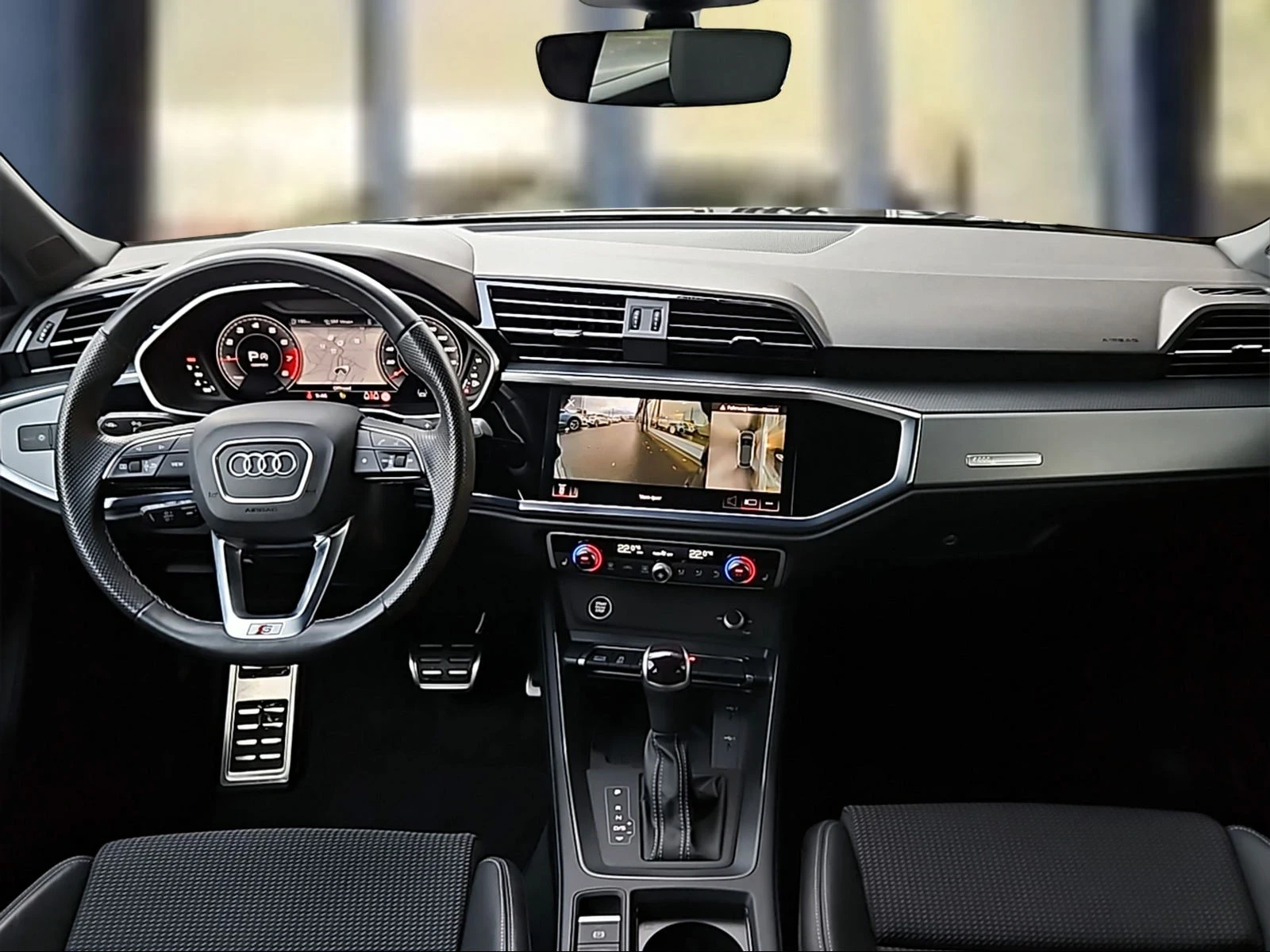 Audi Q3, снимка 4 - Автомобили и джипове - 54884765