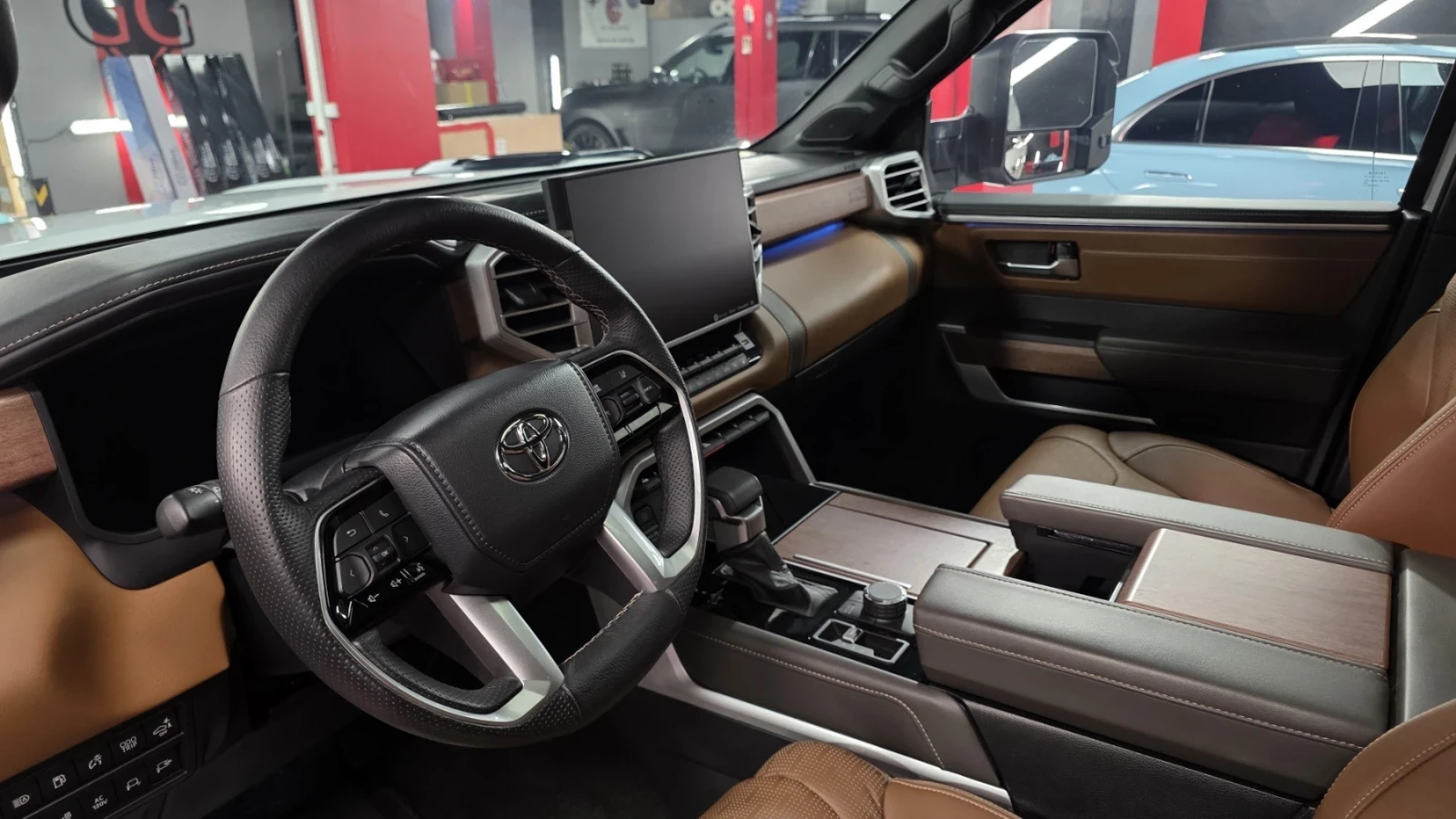 Toyota Tundra, снимка 8 - Автомобили и джипове - 55007501