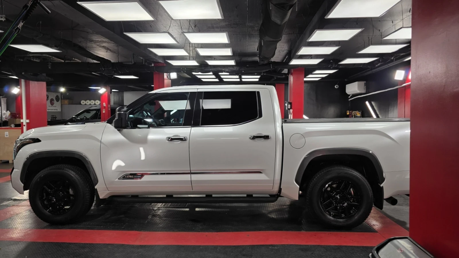 Toyota Tundra, снимка 6 - Автомобили и джипове - 55007501