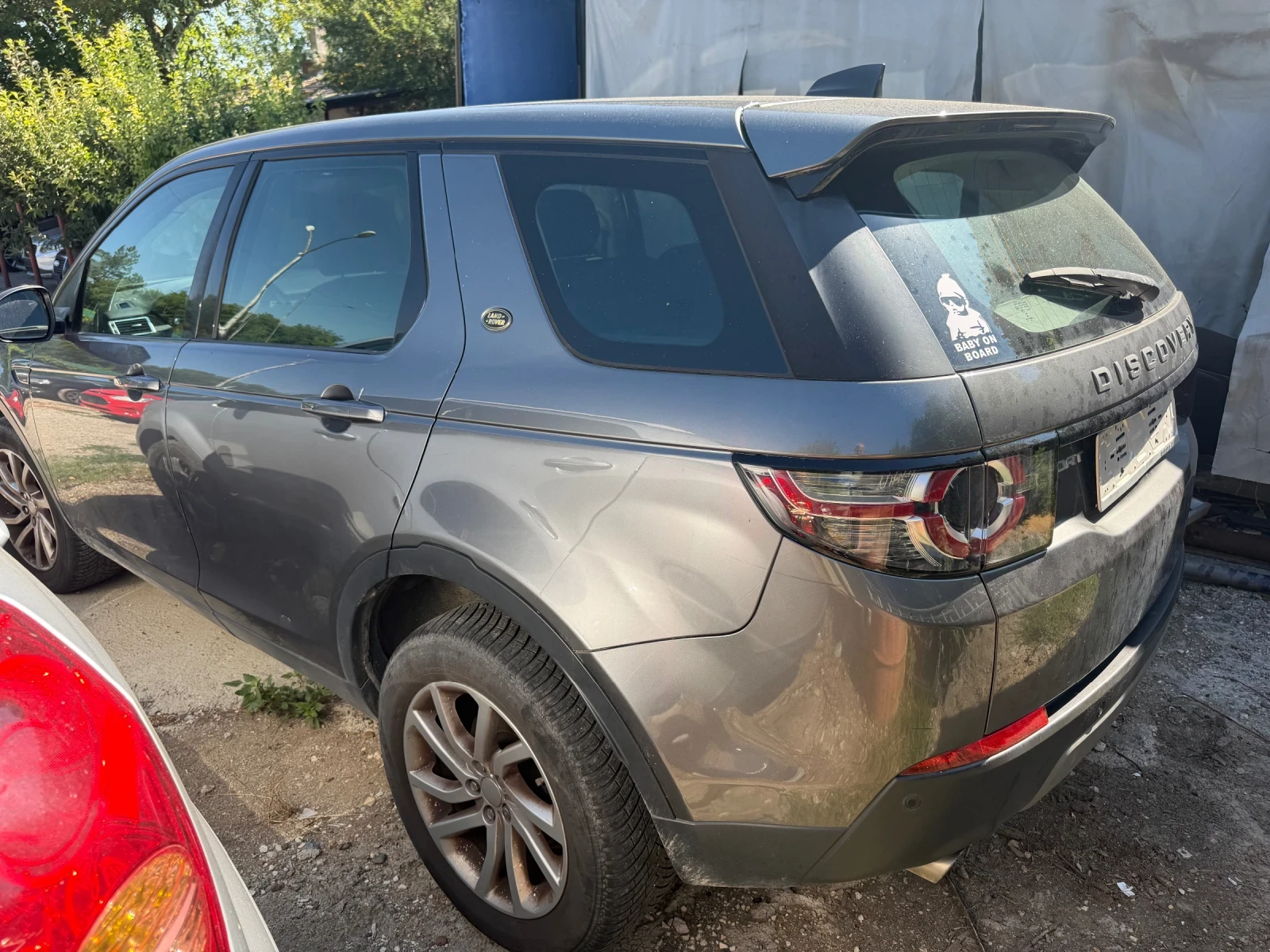 Land Rover Discovery Sport 2.2d, снимка 8 - Автомобили и джипове - 55378474