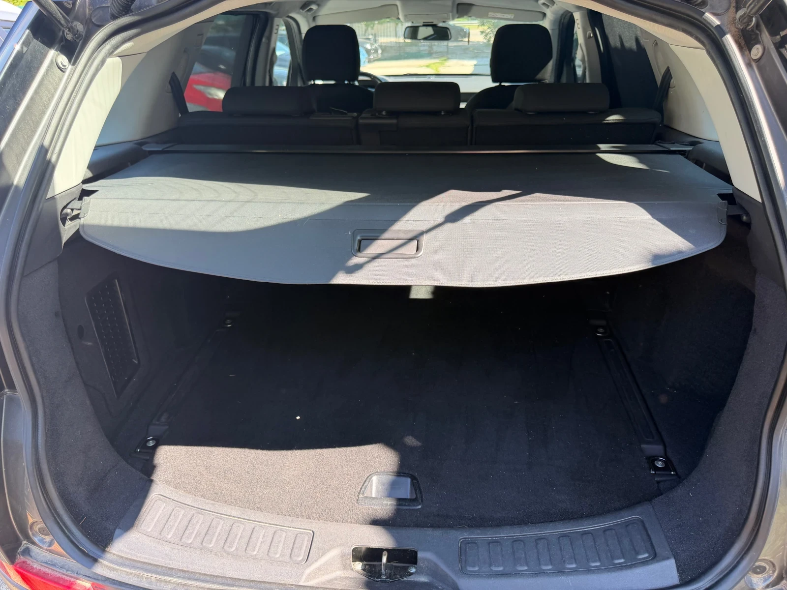 Land Rover Discovery Sport 2.2d, снимка 6 - Автомобили и джипове - 55378474
