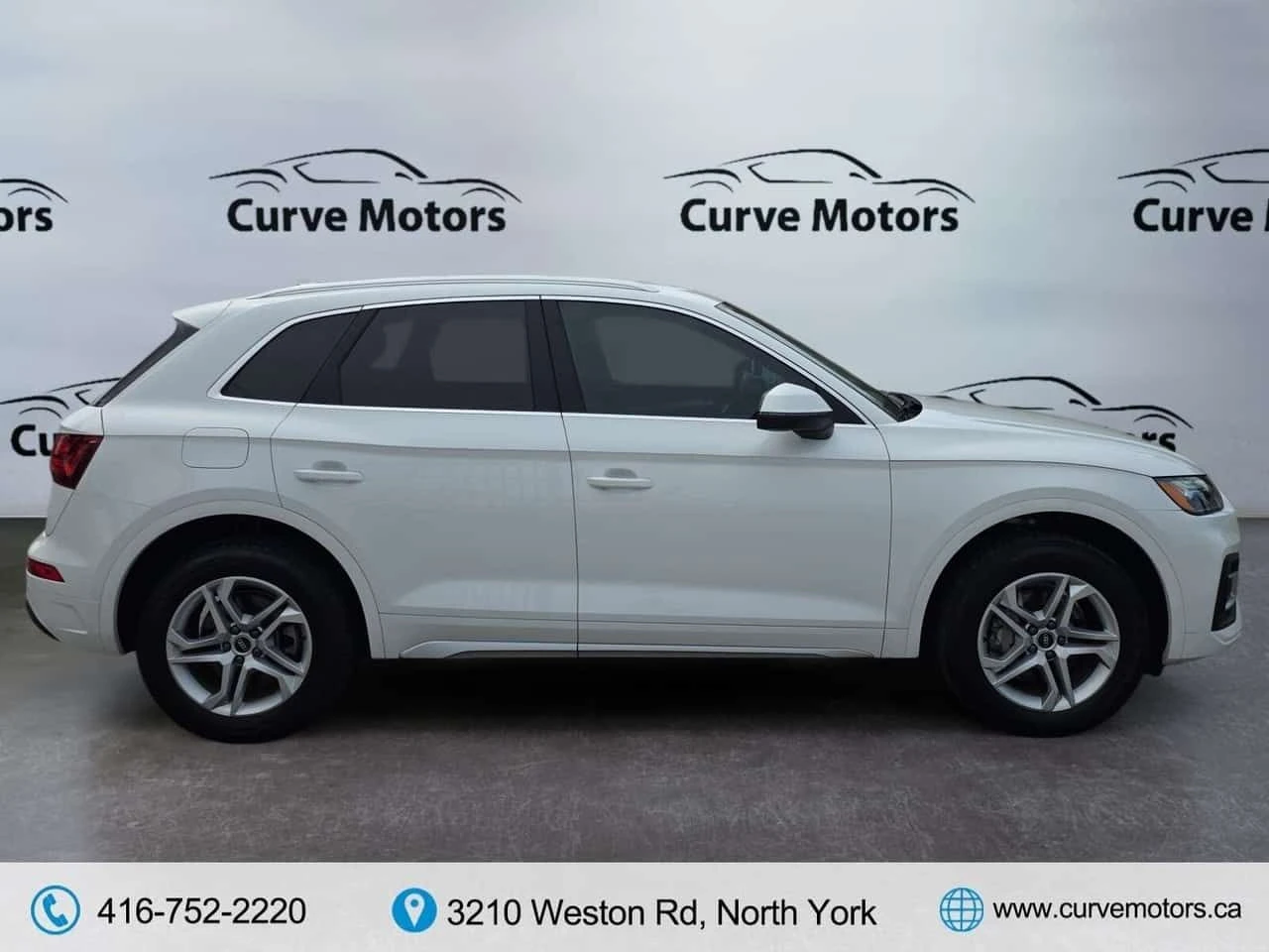 Audi Q5 * QUATTRO * DRIVER ASSIST / CARPLAY / CAMERA / PAR, снимка 17 - Автомобили и джипове - 55553340