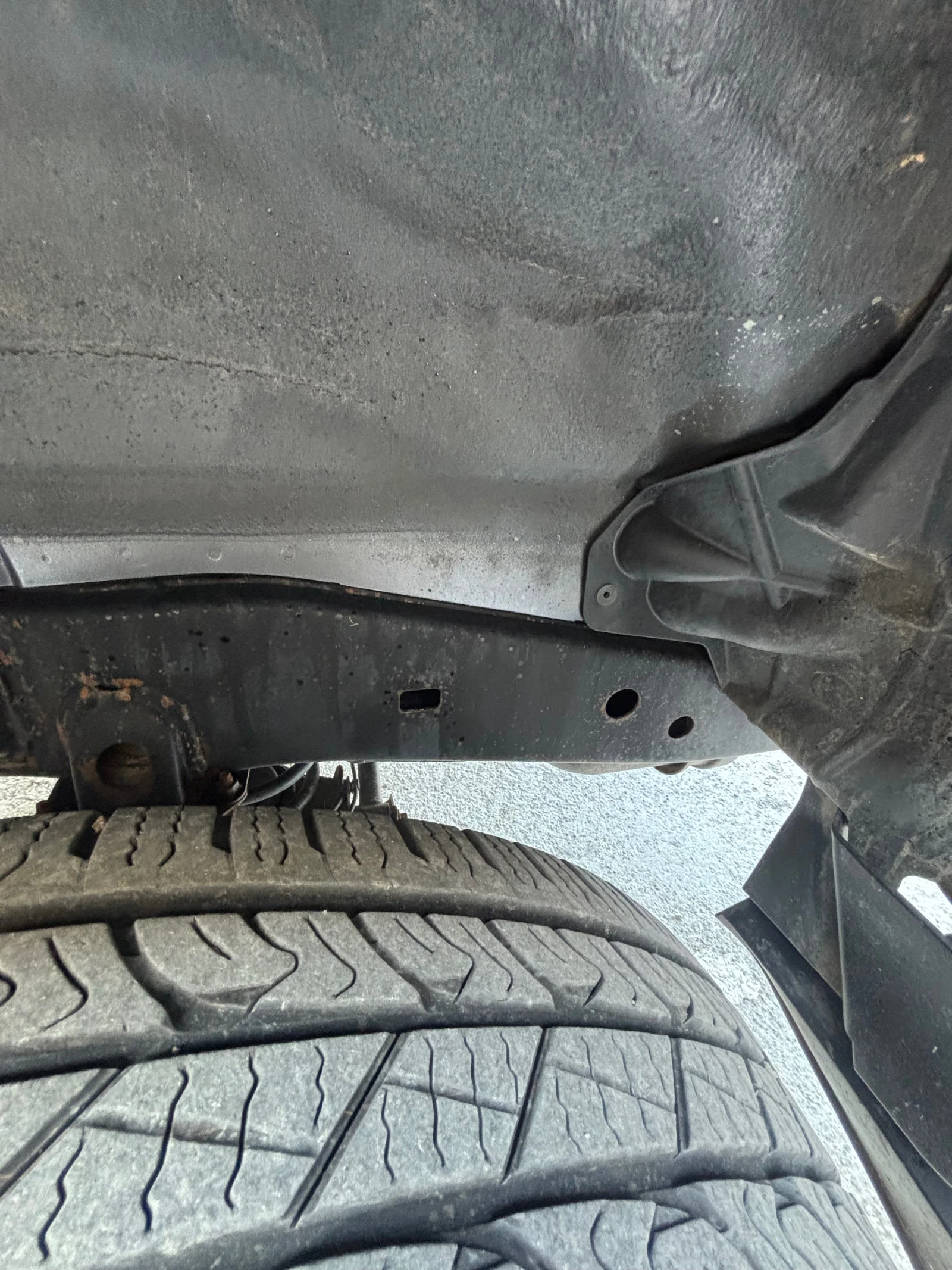 Toyota Land cruiser 3.0, снимка 10 - Автомобили и джипове - 55848110