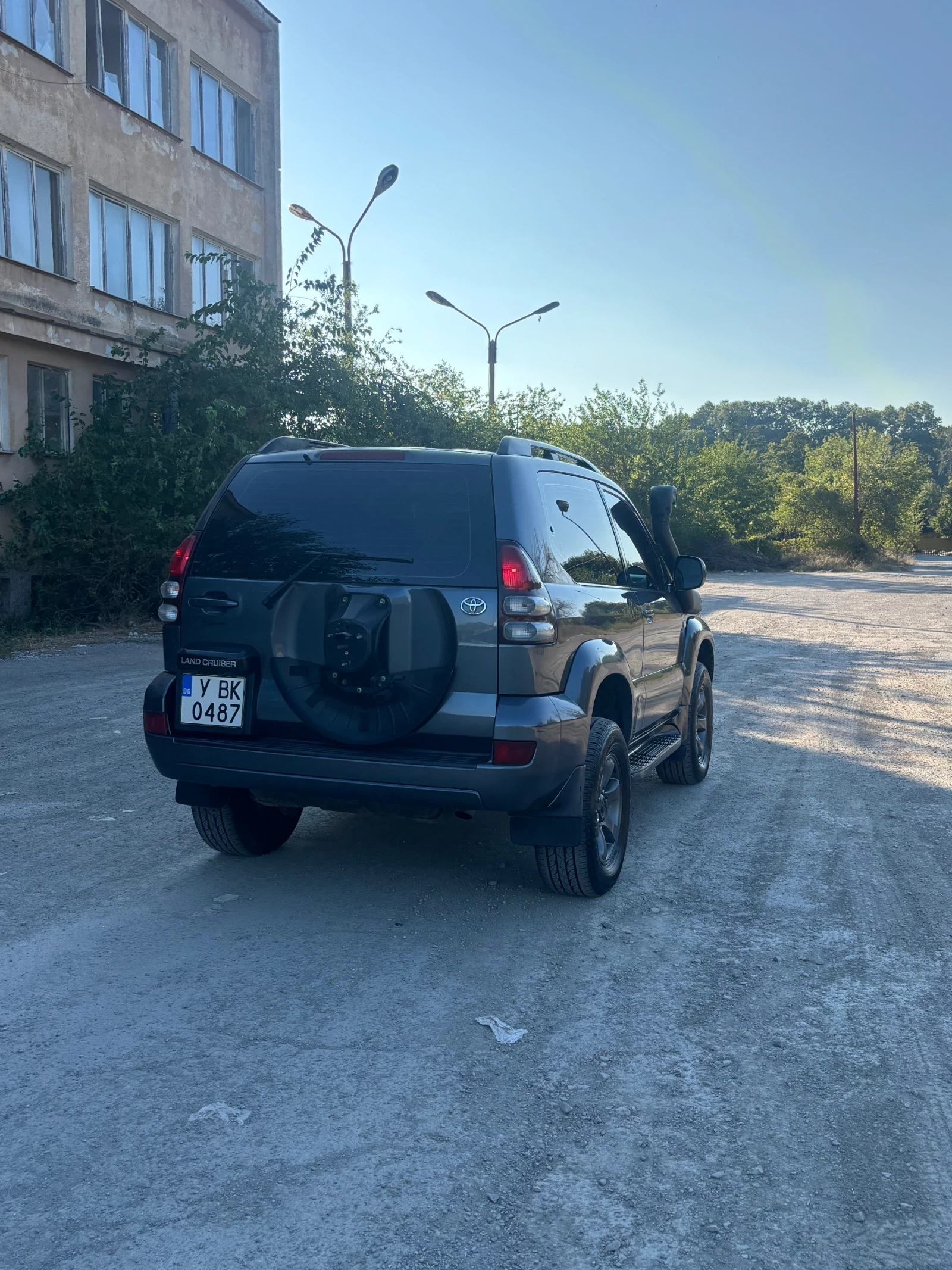 Toyota Land cruiser 3.0, снимка 3 - Автомобили и джипове - 55848110