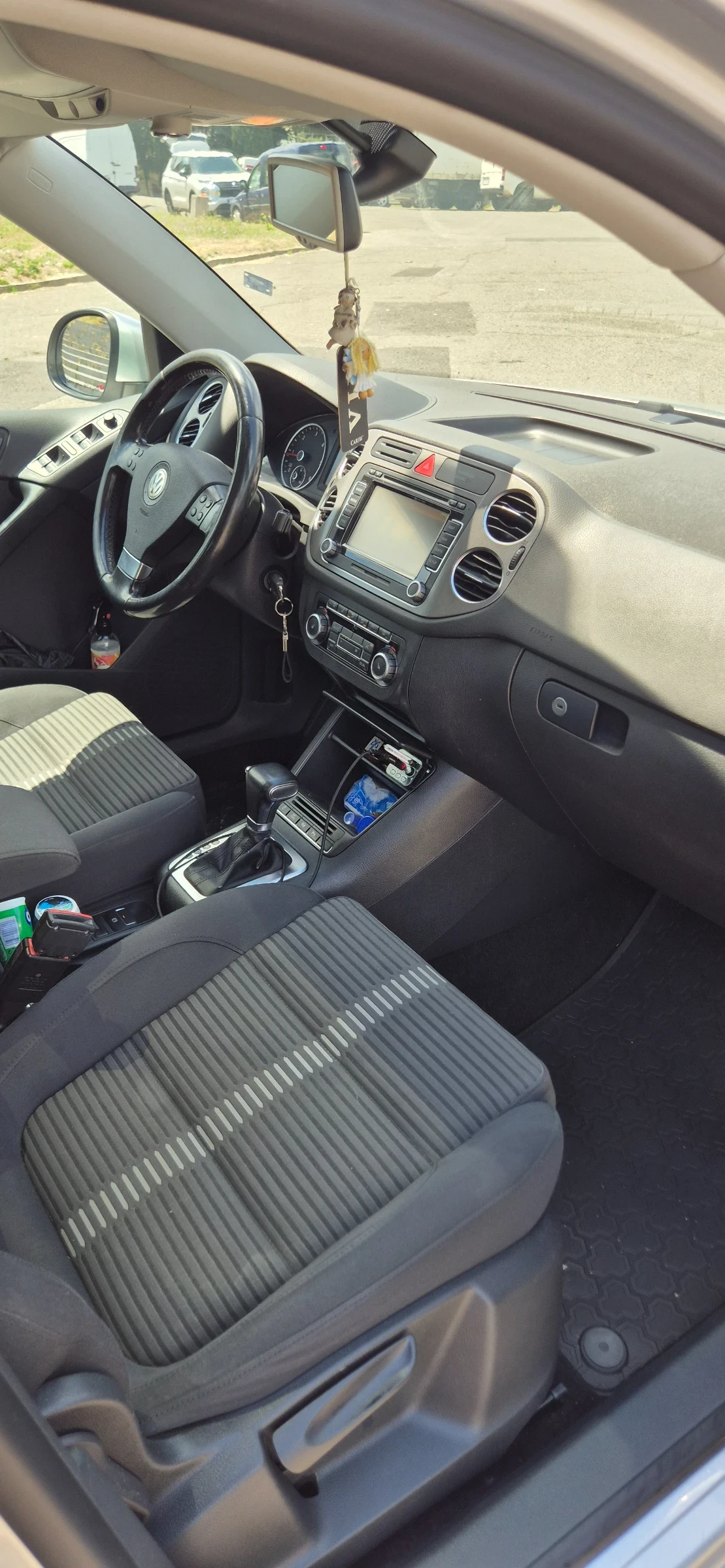VW Tiguan, снимка 7 - Автомобили и джипове - 56227027