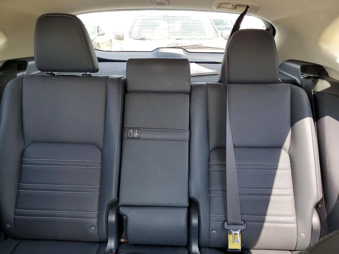 Lexus NX 300h 2.5l, снимка 10 - Автомобили и джипове - 56663573