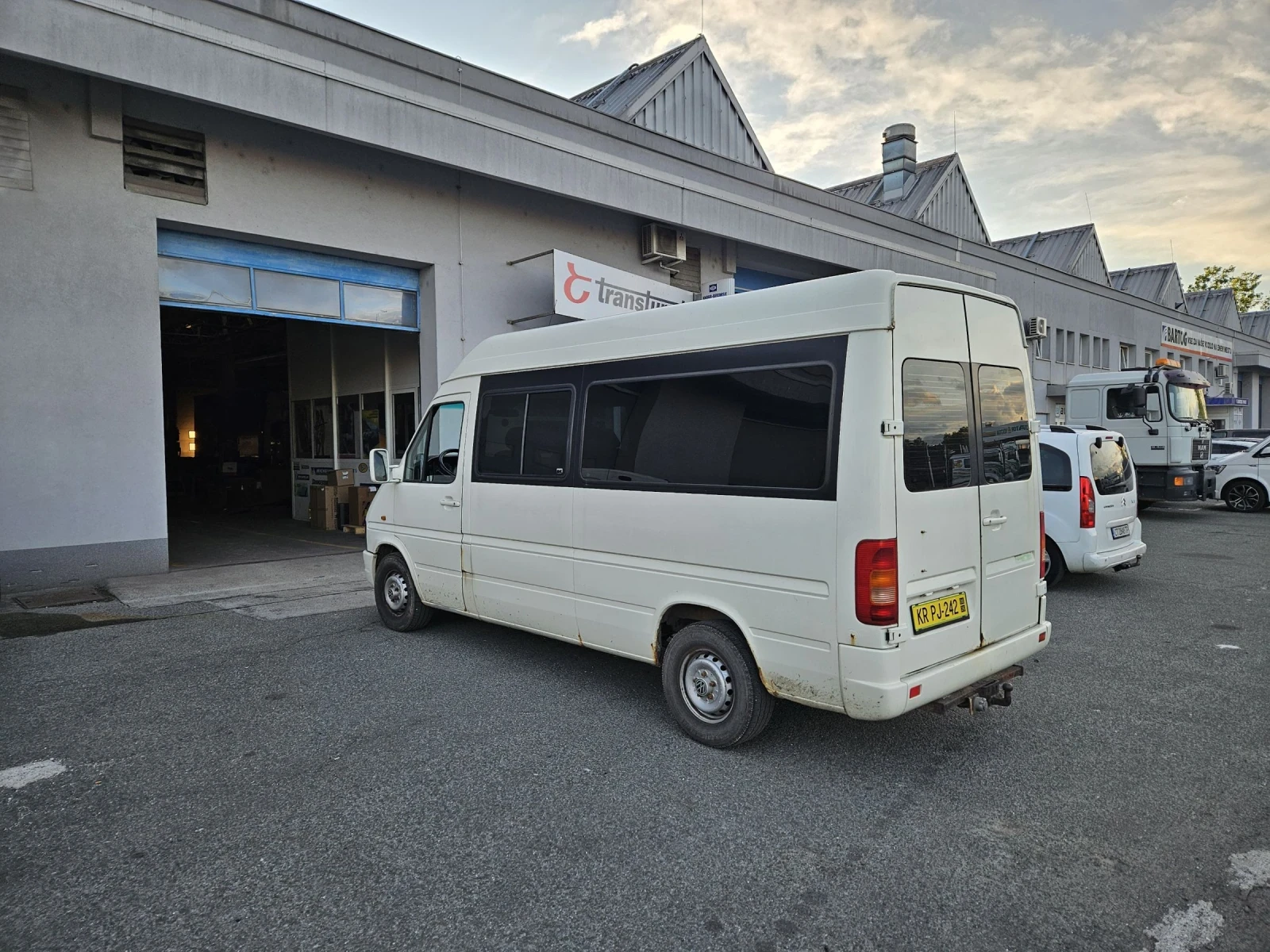 VW Lt 2.5TDI, снимка 4 - Бусове и автобуси - 54769127