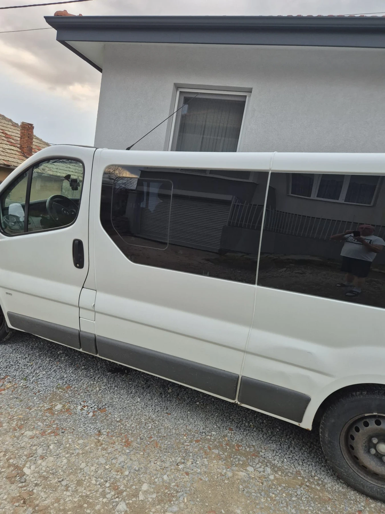 Opel Vivaro 4, снимка 11 - Бусове и автобуси - 54946569