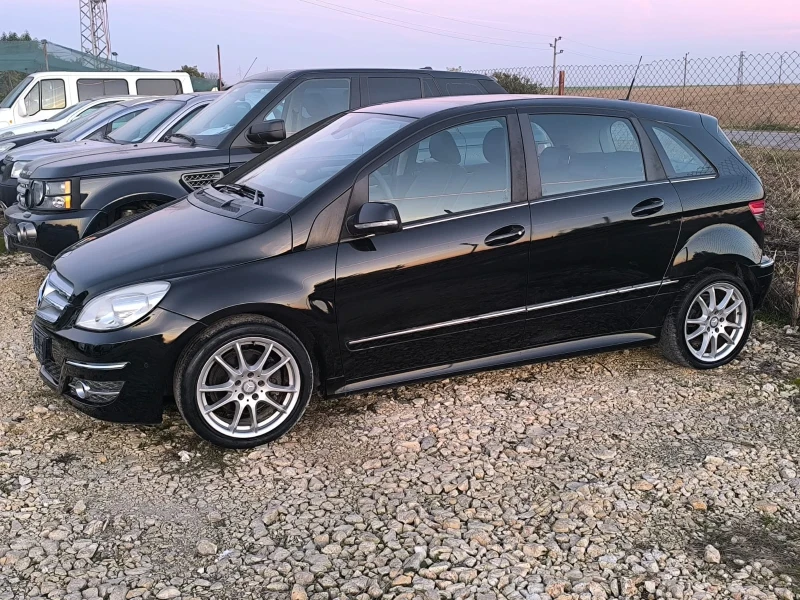 Mercedes-Benz B 180  !!!FACELIFT /6-СКОРОСТИ/ ПОДГРЕВ, снимка 1 - Автомобили и джипове - 45148500