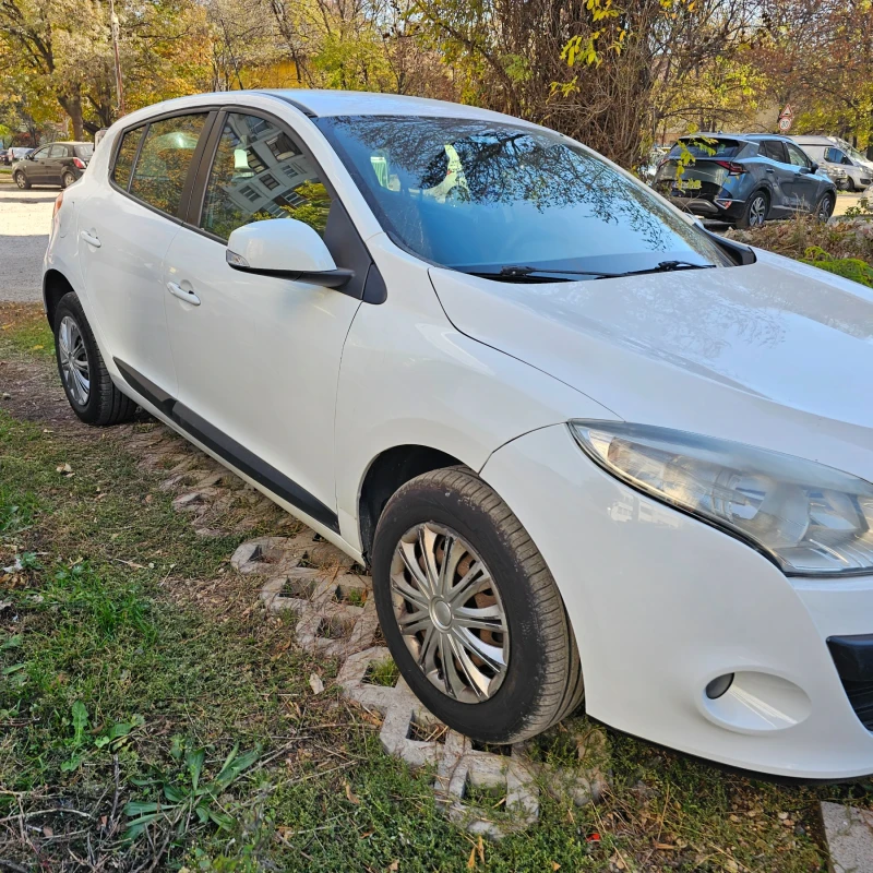 Renault Megane 1.6 Benzin klimatik , снимка 1 - Автомобили и джипове - 47808674