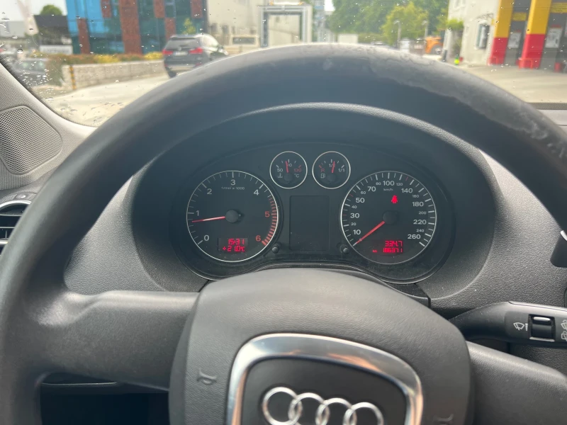 Audi A3 1.6, снимка 5 - Автомобили и джипове - 47824371