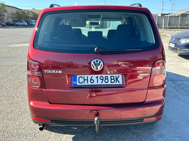 VW Touran 2.0 Бензин-МЕТАН, снимка 9 - Автомобили и джипове - 47884197