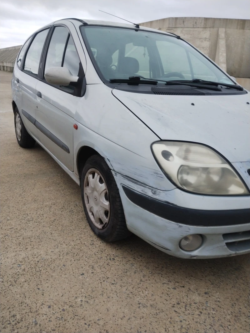 Renault Scenic, снимка 3 - Автомобили и джипове - 48258465