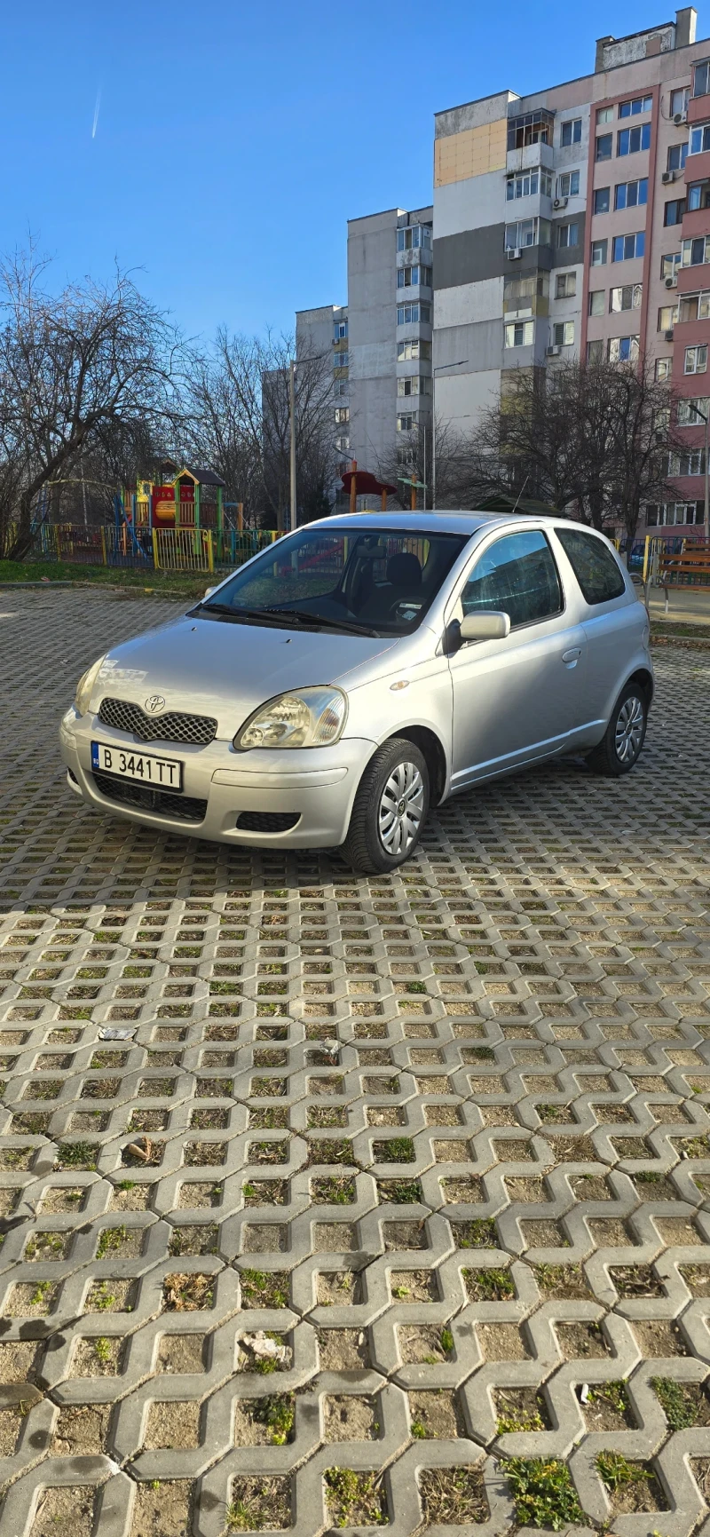 Toyota Yaris 1000 кубика 4ри цилиндъра , снимка 6 - Автомобили и джипове - 49010455