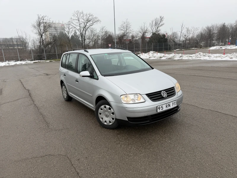 VW Touran 1.6i/102к.с./ХОЛАНДИЯ/ДОБРО СЪСТОЯНИЕ!, снимка 3 - Автомобили и джипове - 53221213