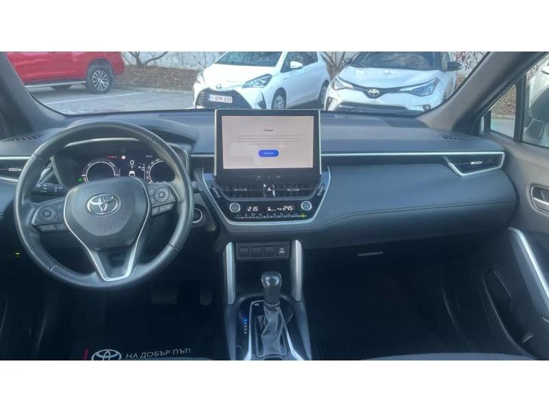 Toyota Corolla Cross 2.0HSD Executive Plus, снимка 8 - Автомобили и джипове - 48612979