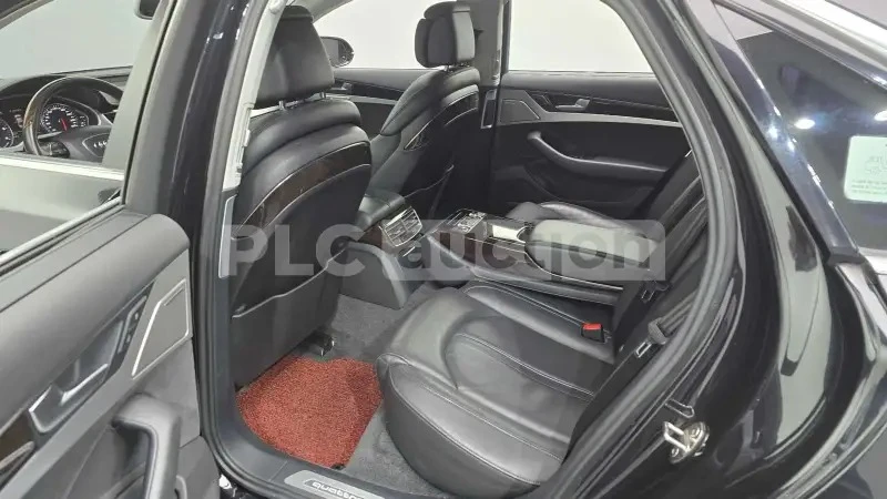 Audi A8 ОБДУХВАНЕ/ШИБИДАХ/360/ЦЕНА ДО БЪЛГАРИЯ, снимка 9 - Автомобили и джипове - 54999531