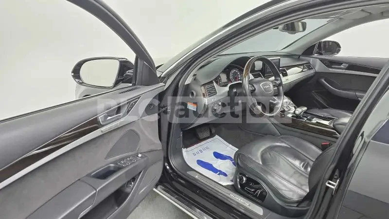 Audi A8 ОБДУХВАНЕ/ШИБИДАХ/360/ЦЕНА ДО БЪЛГАРИЯ, снимка 8 - Автомобили и джипове - 54999531