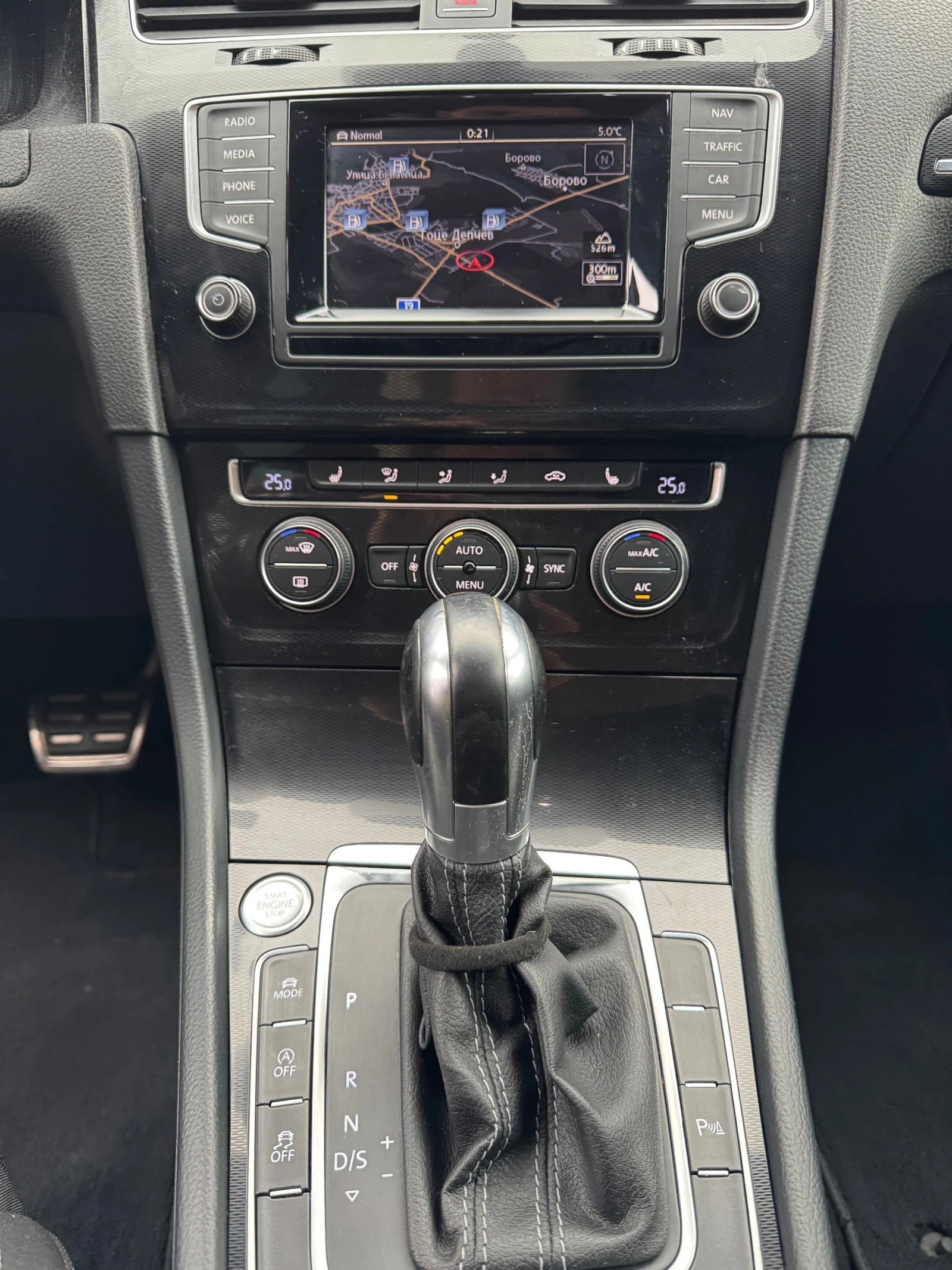 VW Golf Swiss GTD 2.0  | Mobile.bg   13