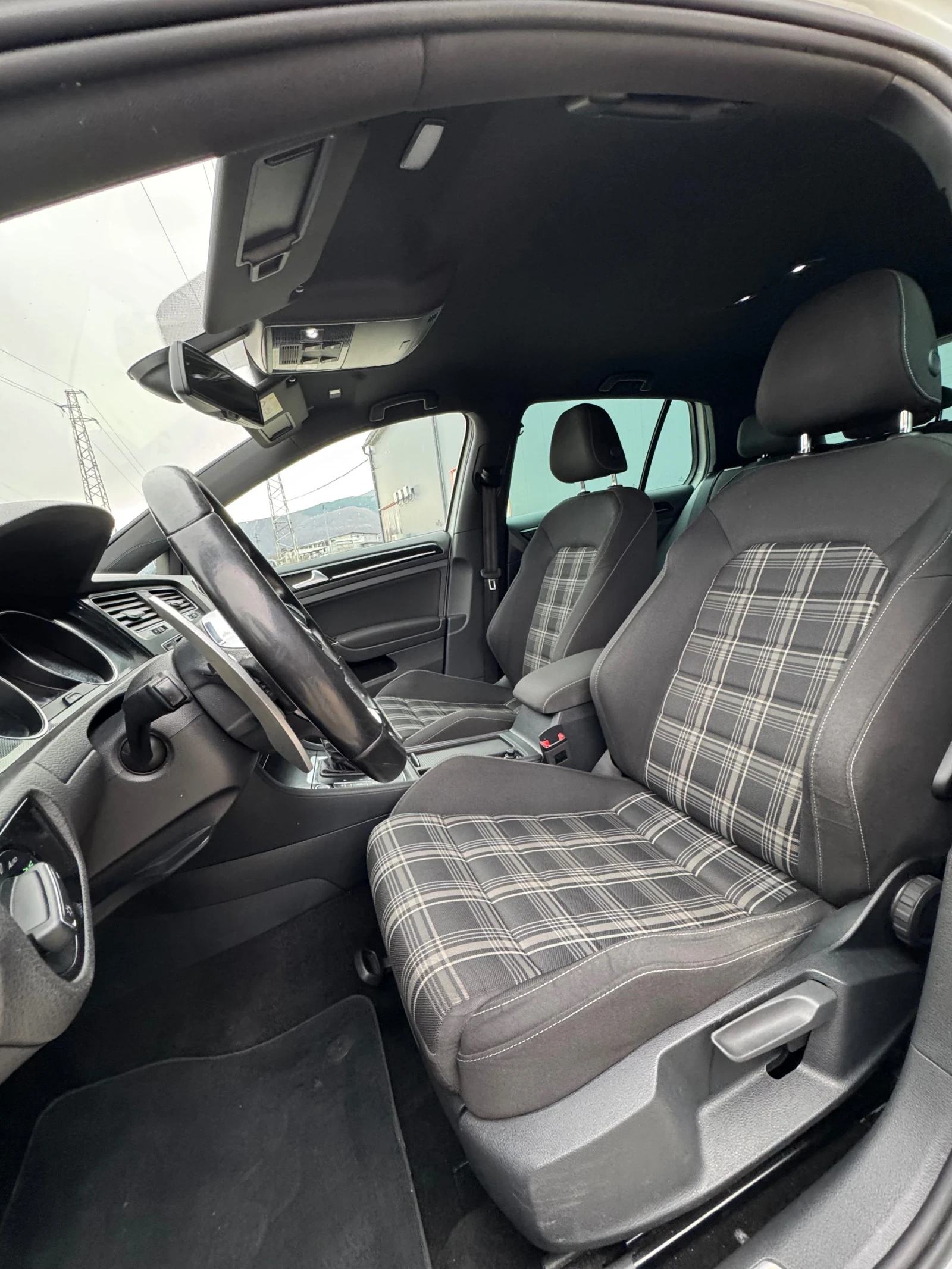 VW Golf Swiss GTD 2.0  | Mobile.bg   12