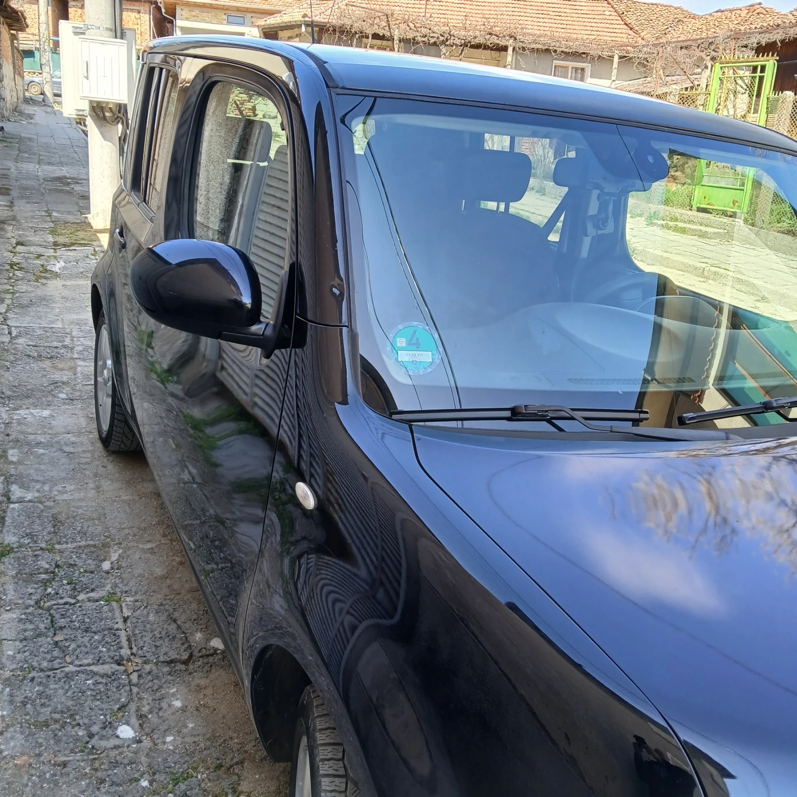 Nissan Cube  - изображение 5