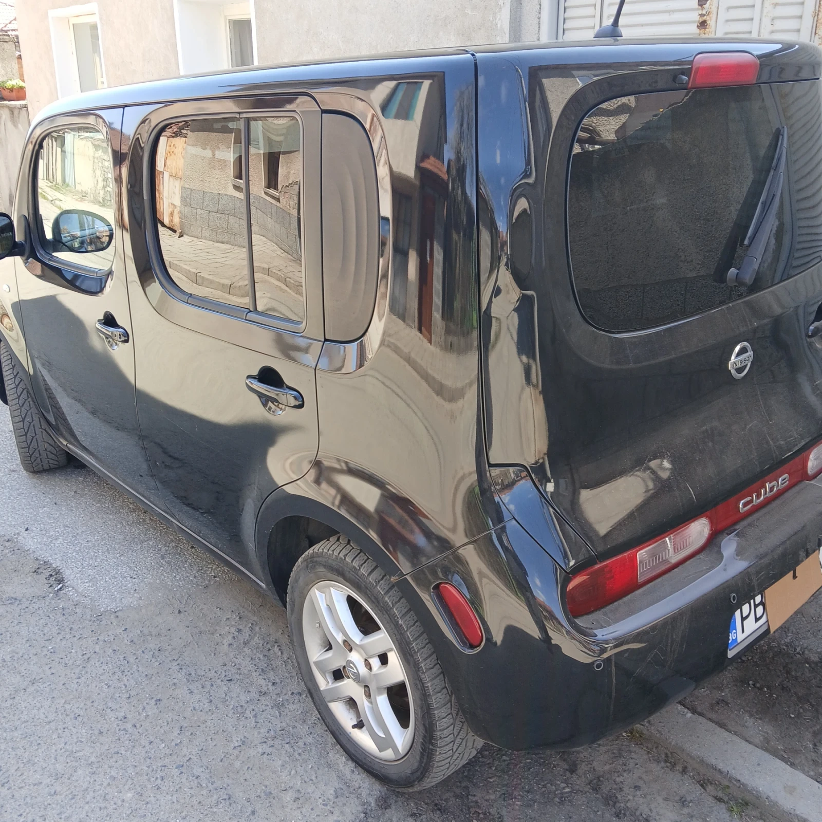Nissan Cube  - изображение 6
