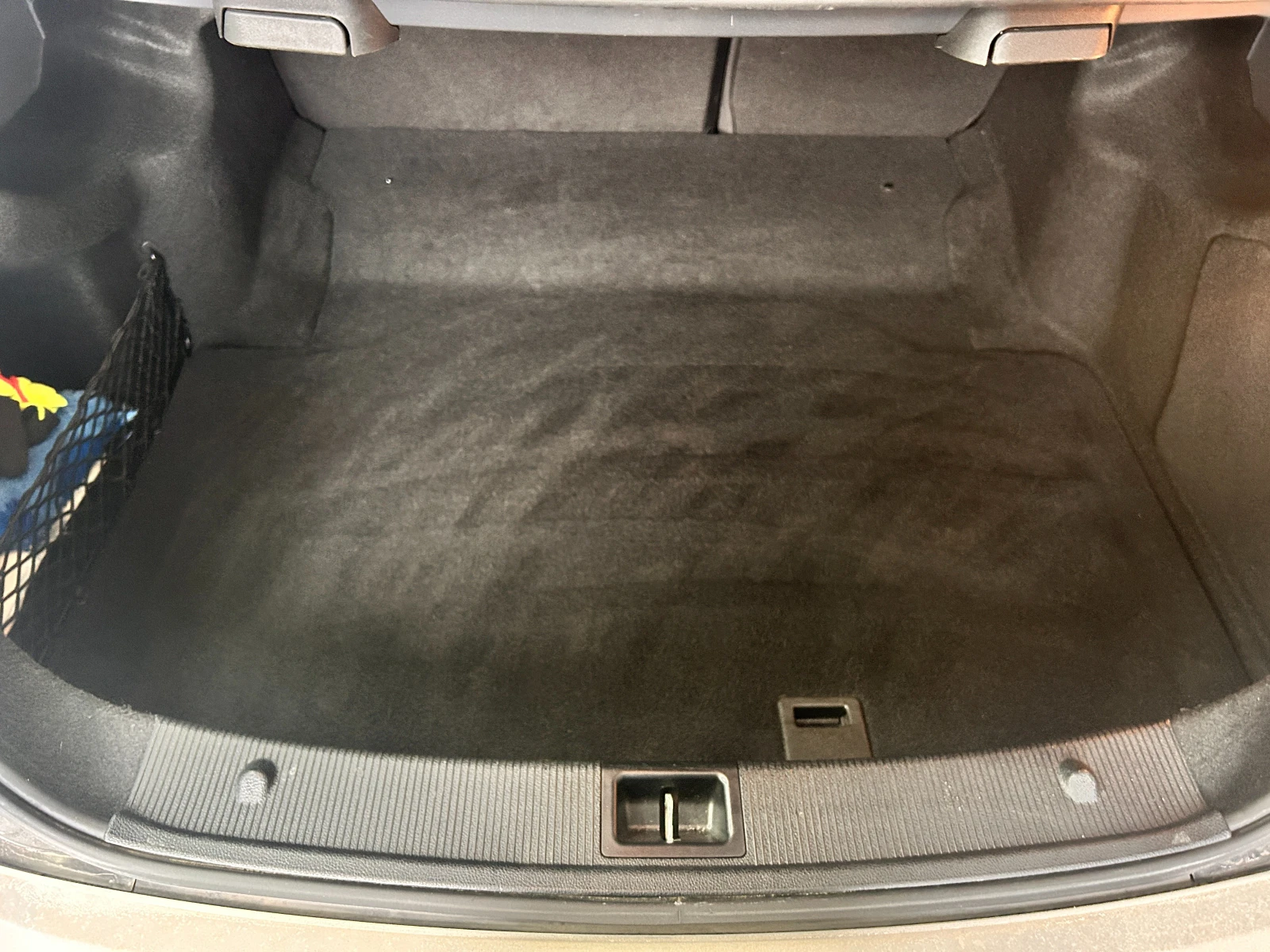 Mercedes-Benz C 180 Elegance, снимка 13 - Автомобили и джипове - 55940662