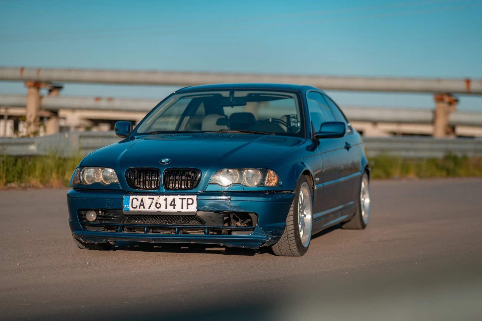 BMW 320  - изображение 6