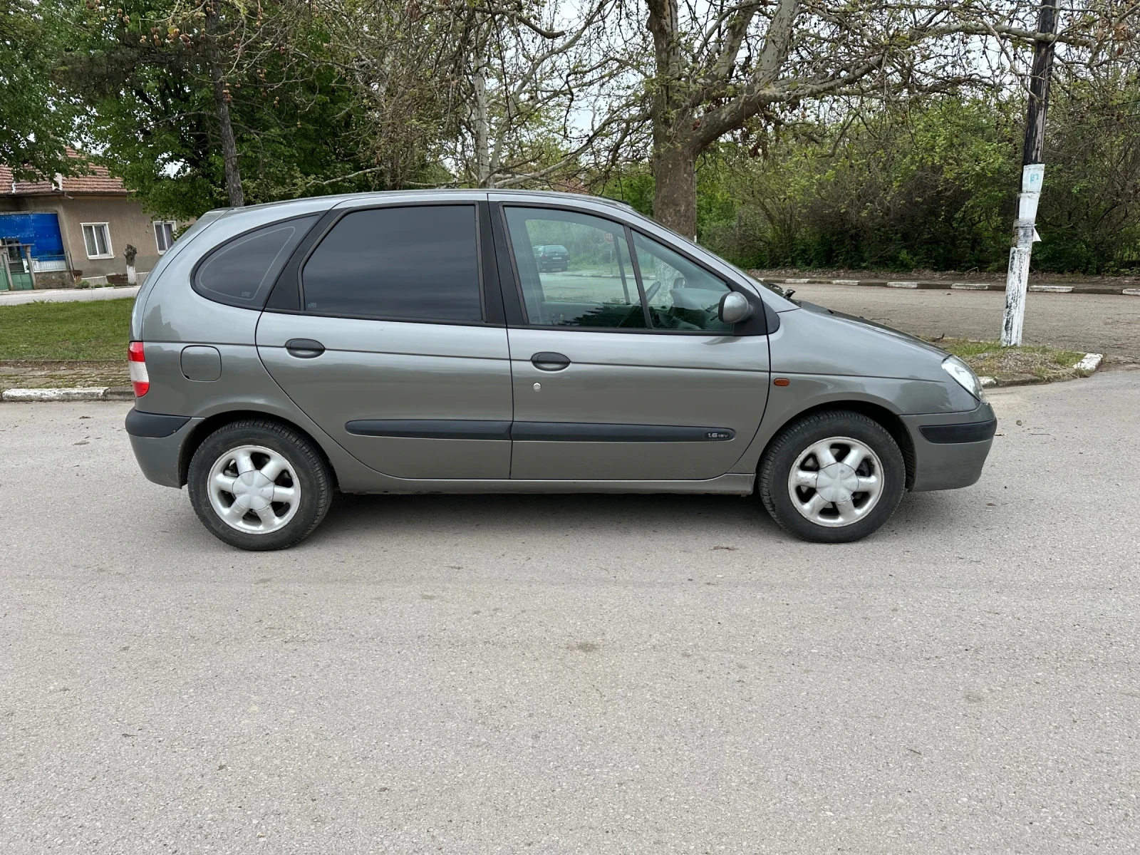 Renault Scenic 1.6i 109Hp Automatic!  - изображение 7