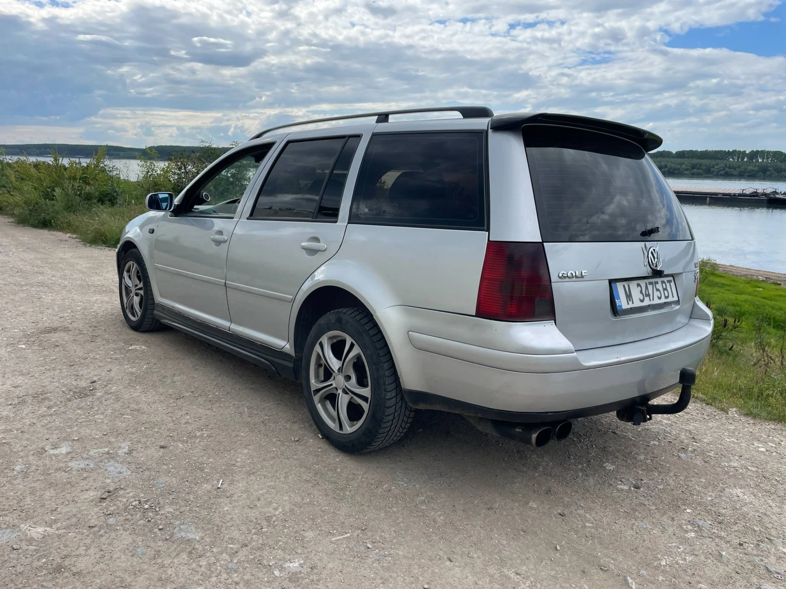 VW Golf Variant 1.9 тди 110 - изображение 5