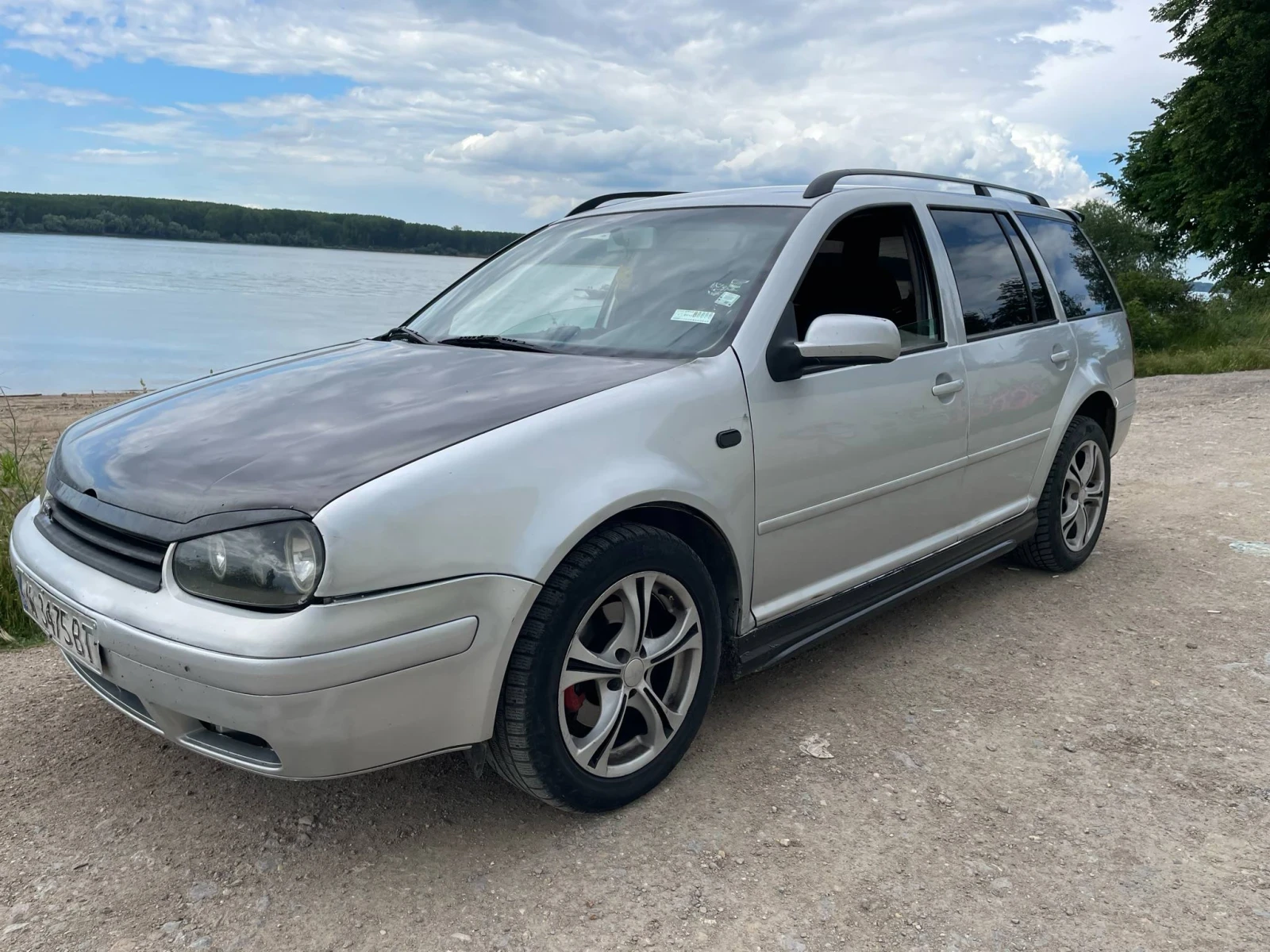 VW Golf Variant 1.9 тди 110 - изображение 4