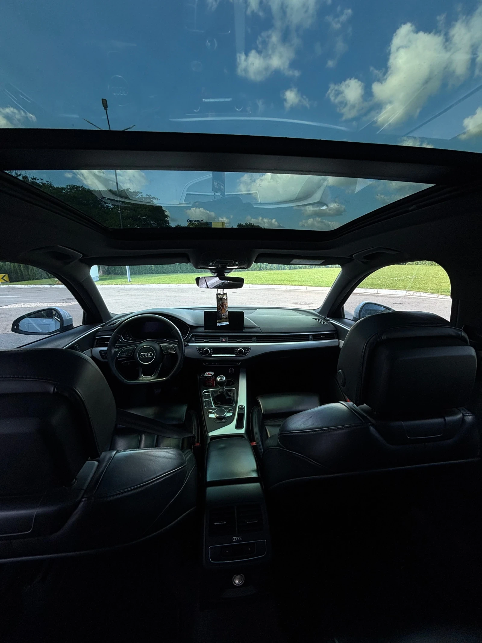 Audi A4 2xSline, Pano, Digital, Matrix - изображение 7