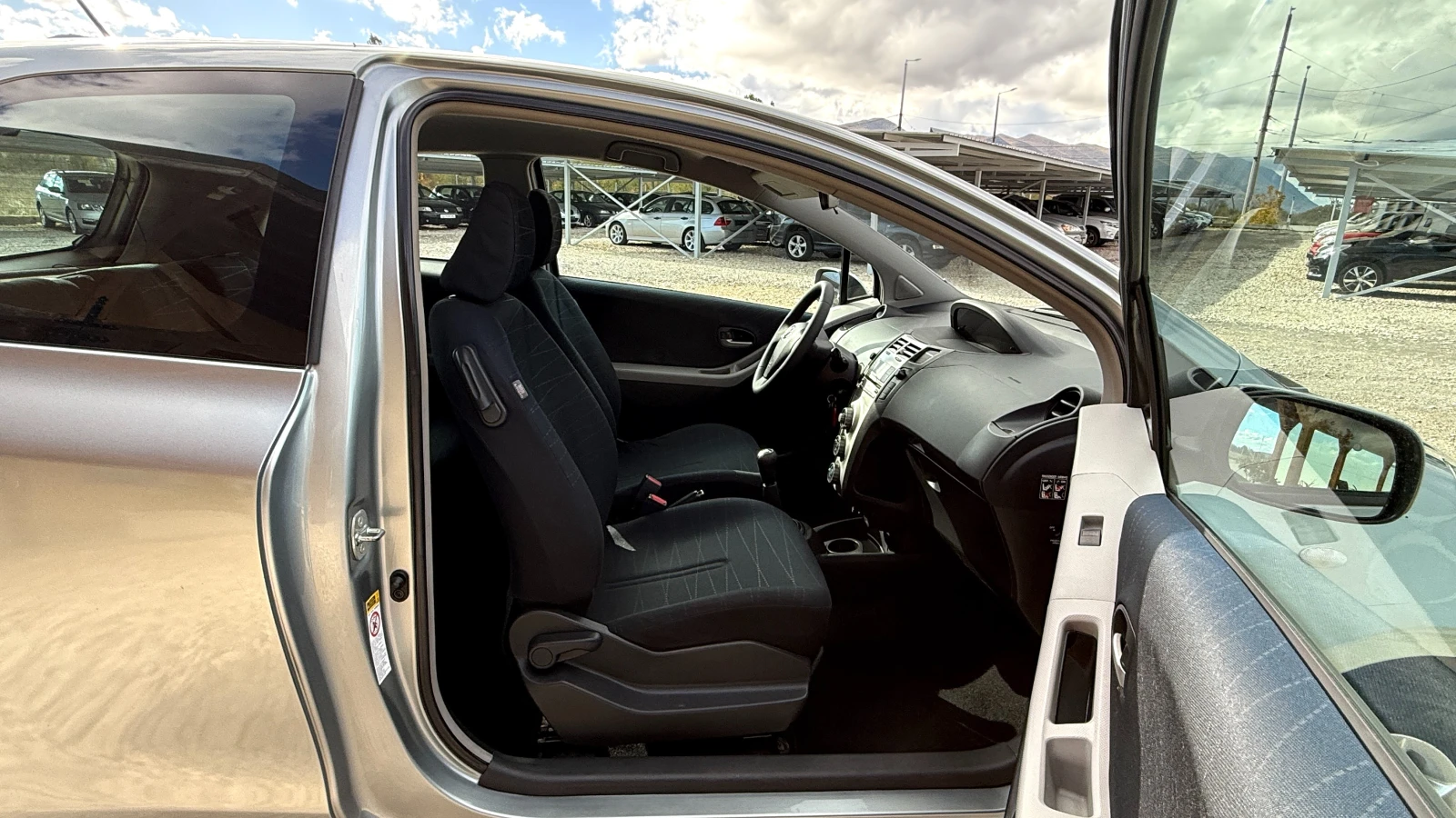 Toyota Yaris 1.4D4D/90/NAVI/EURO 4/    | Mobile.bg   12