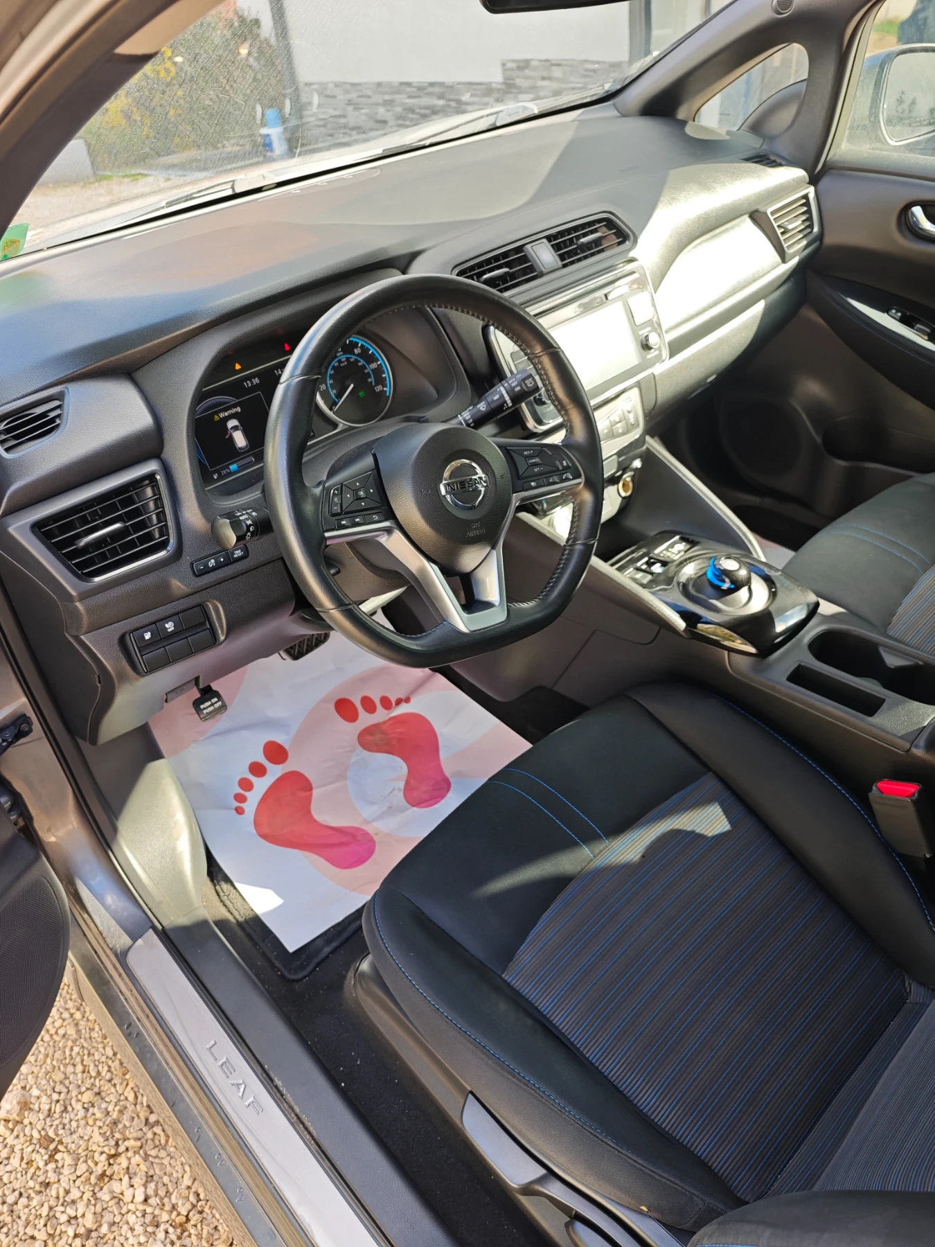 Nissan Leaf  | Mobile.bg   12