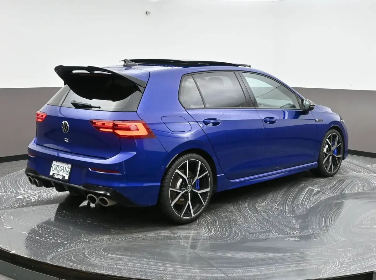 VW Golf 2022 Volkswagen Golf R - изображение 6