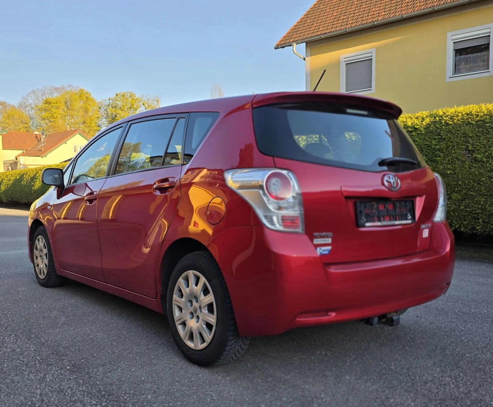 Toyota Verso FULL SERVICE IN TOYOTA , снимка 4 - Автомобили и джипове - 54128789