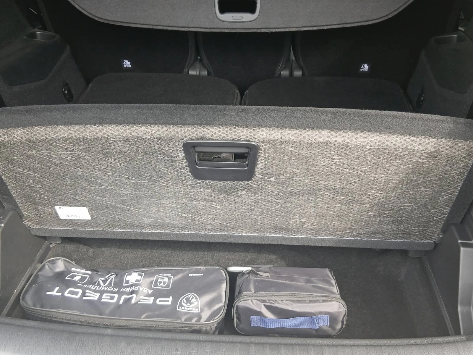 Peugeot 5008 5008 ALLURE  HYBRID 145 48V e-DCS6 EURO 6.4, снимка 16 - Автомобили и джипове - 54925174