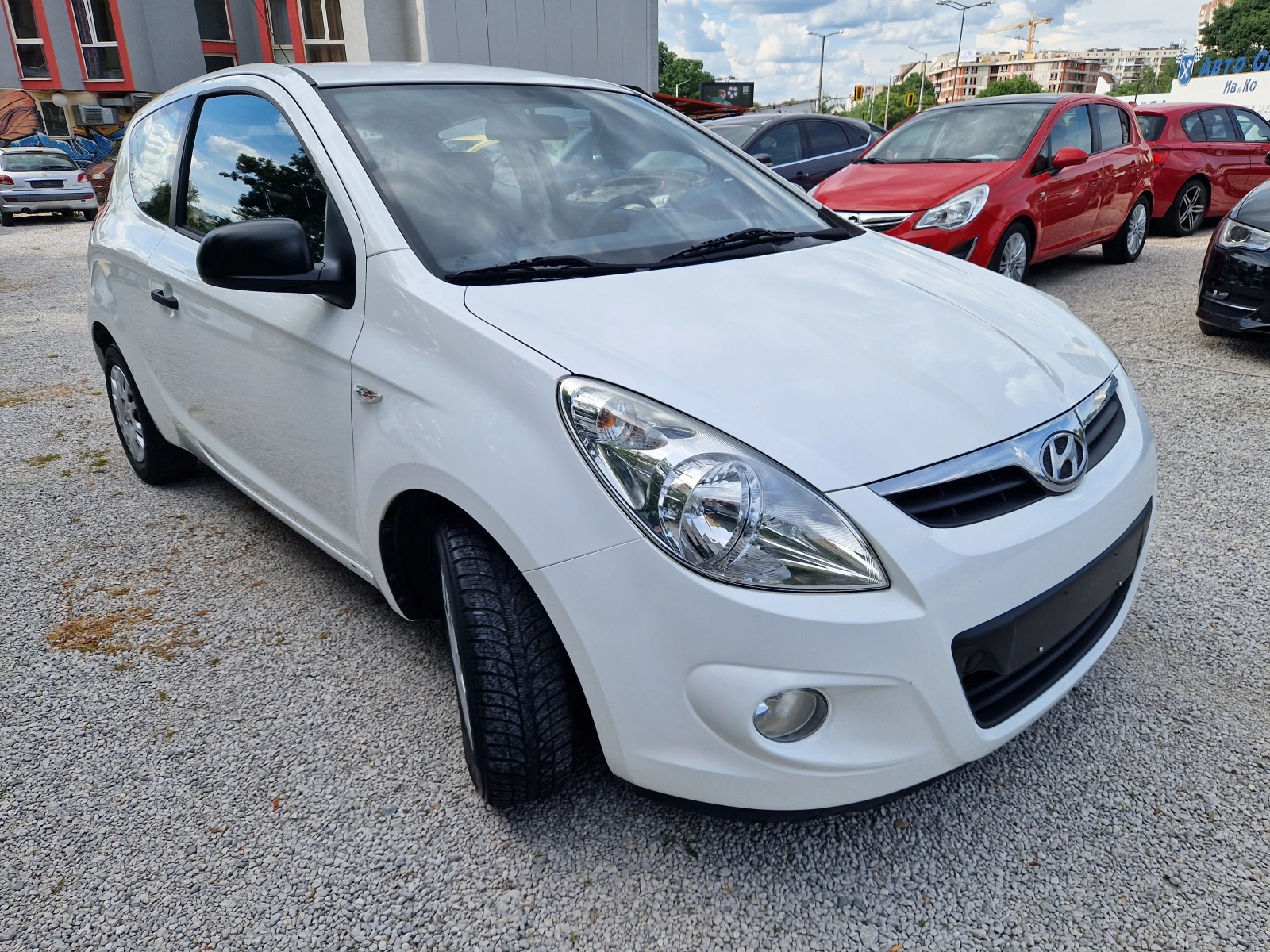Hyundai I20 1.2/100000km, снимка 3 - Автомобили и джипове - 54994596