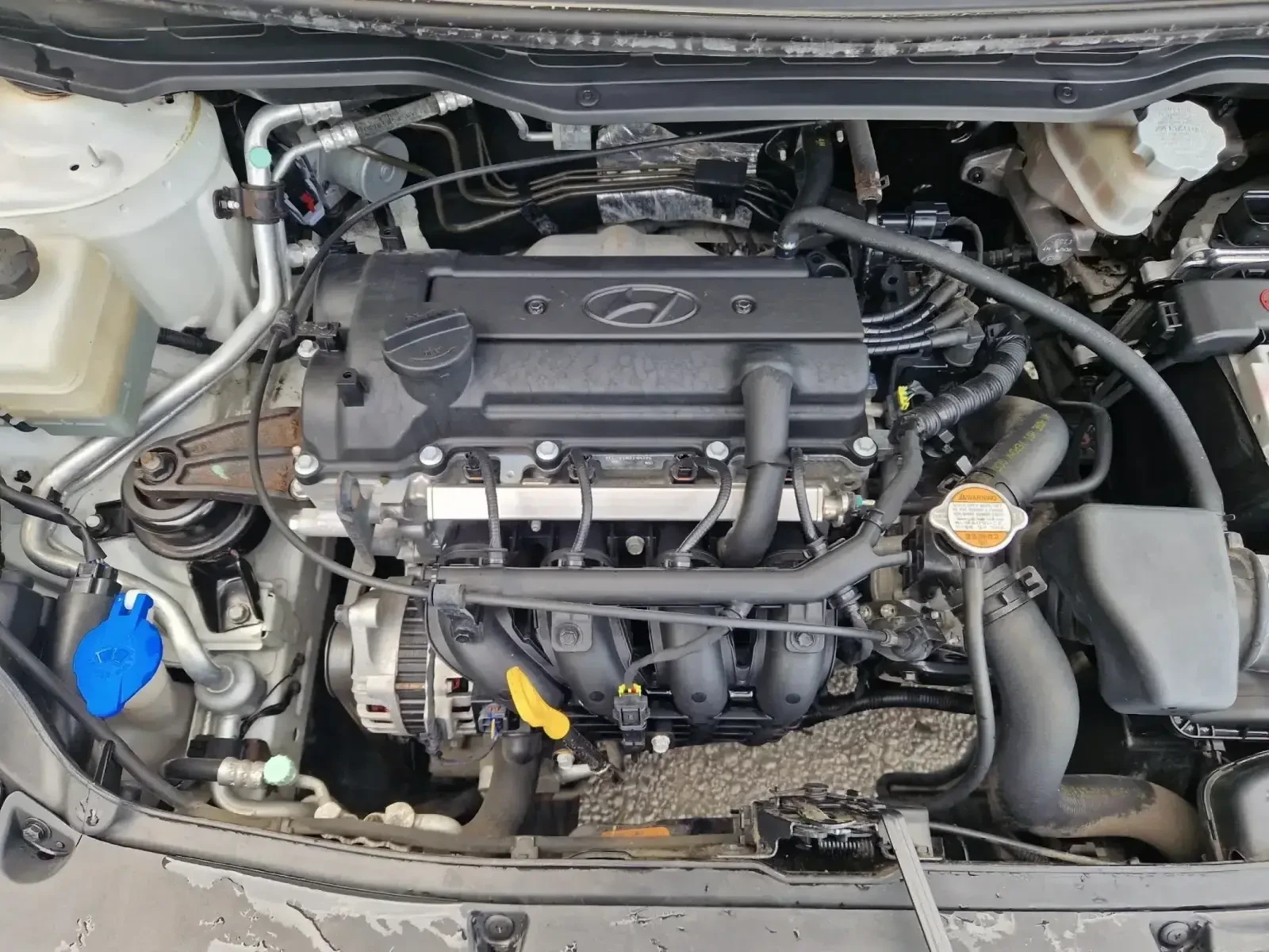 Hyundai I20 1.2/100000km, снимка 15 - Автомобили и джипове - 54994596
