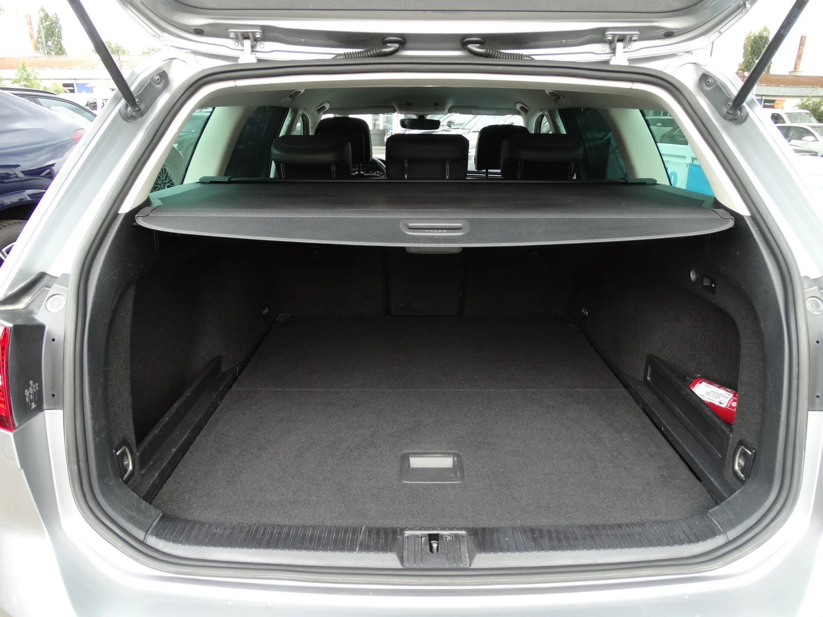 VW Passat 2.0TDI 4MOTION ALLTRACK, снимка 16 - Автомобили и джипове - 55257525