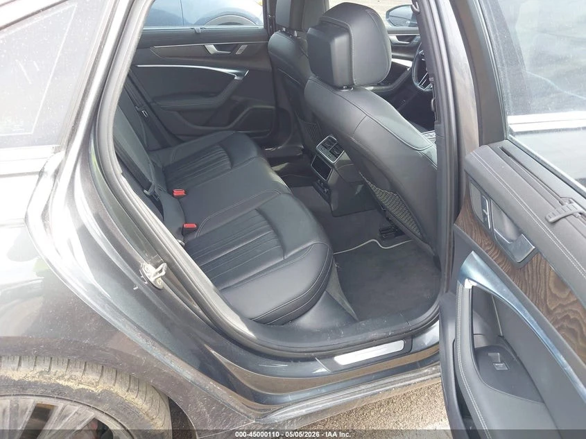 Audi A6 * ПАНО* KEYLESS* Camera* ПОДГРЕВ* , снимка 8 - Автомобили и джипове - 55321774